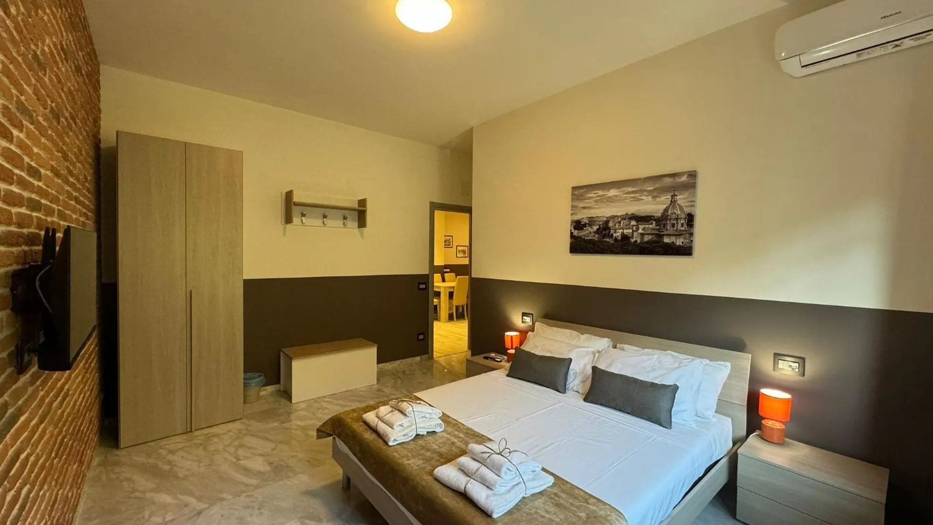 Laura'S House In Alberone Apartment Rome Italy