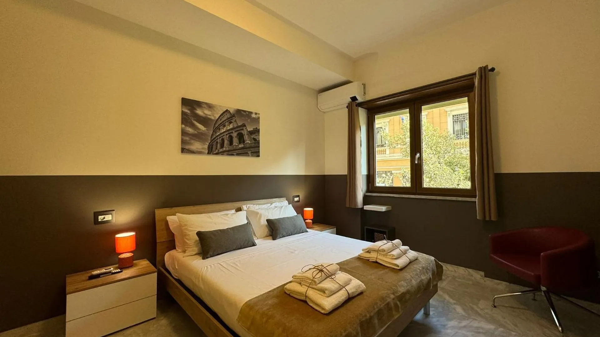 Laura'S House In Alberone Apartment Rome